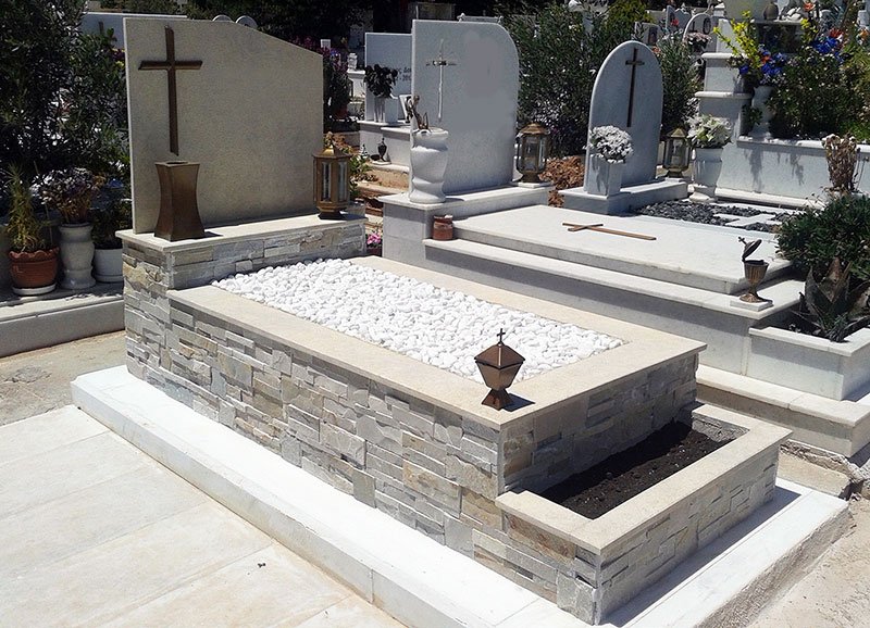κατασκευή μνήματος